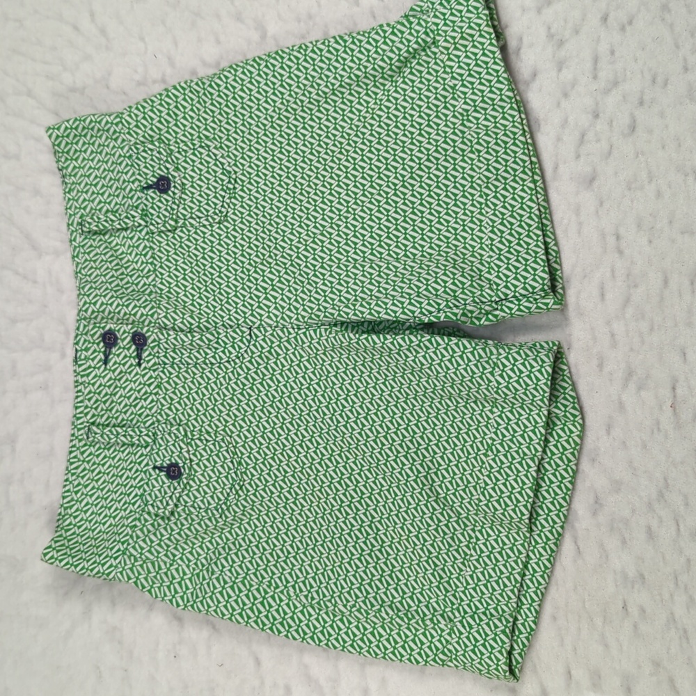 LL Bean Geometric Print Cuffed Hem Green ‎ Women's Shorts Size 8